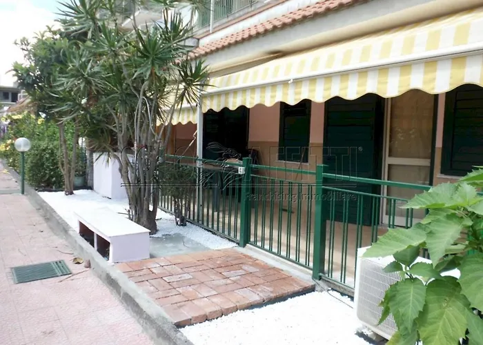 Casa Taormina Miranaxos 別荘 ジャルディーニ・ナクソス